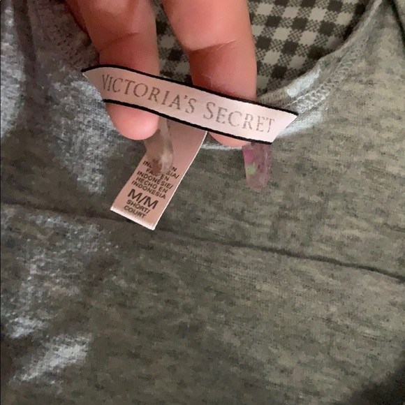 Top - Picture 2 of 2